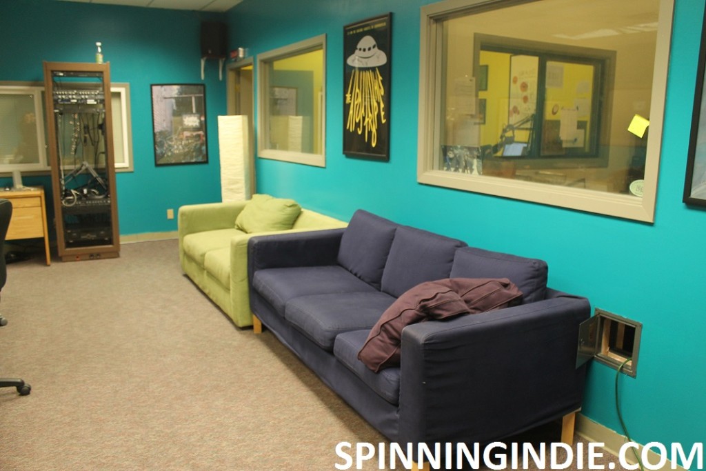 KXSU lobby